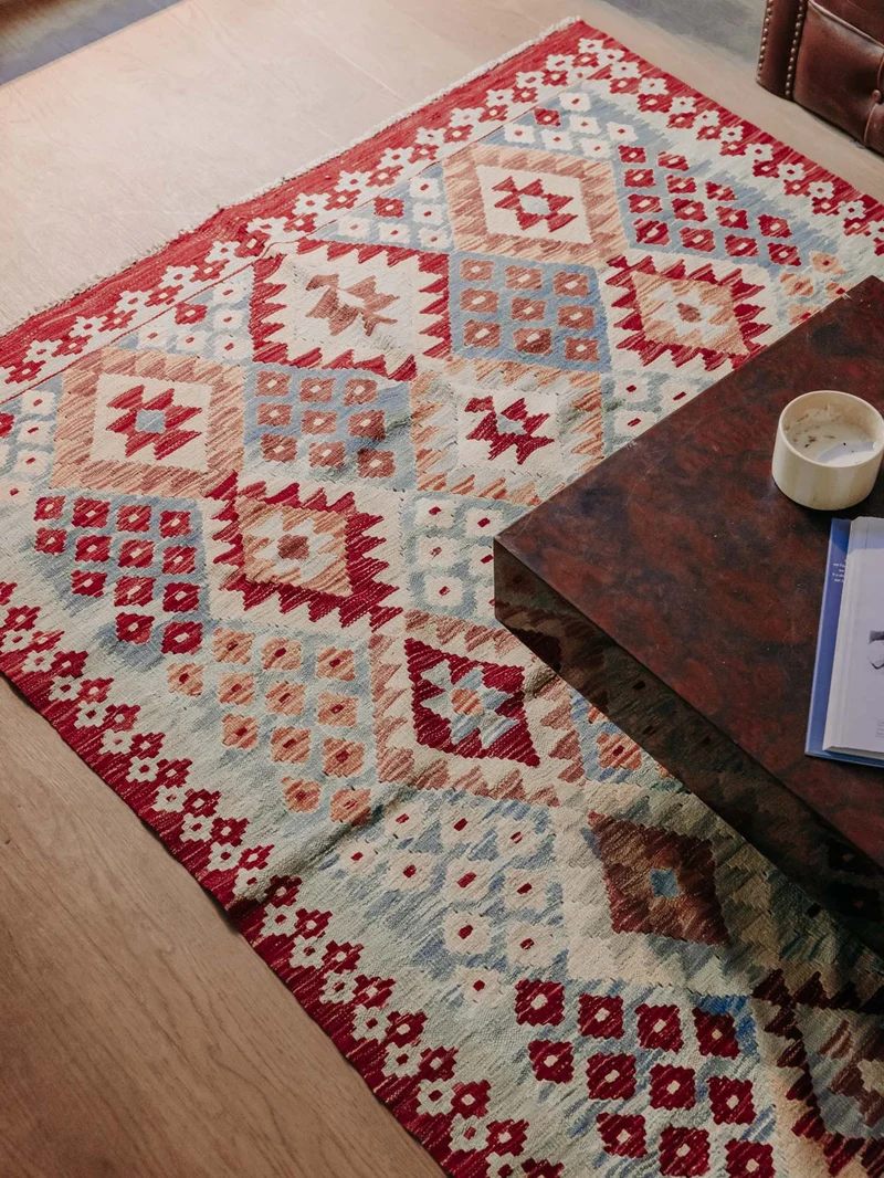 Eddy, le tapis kilim N°367
