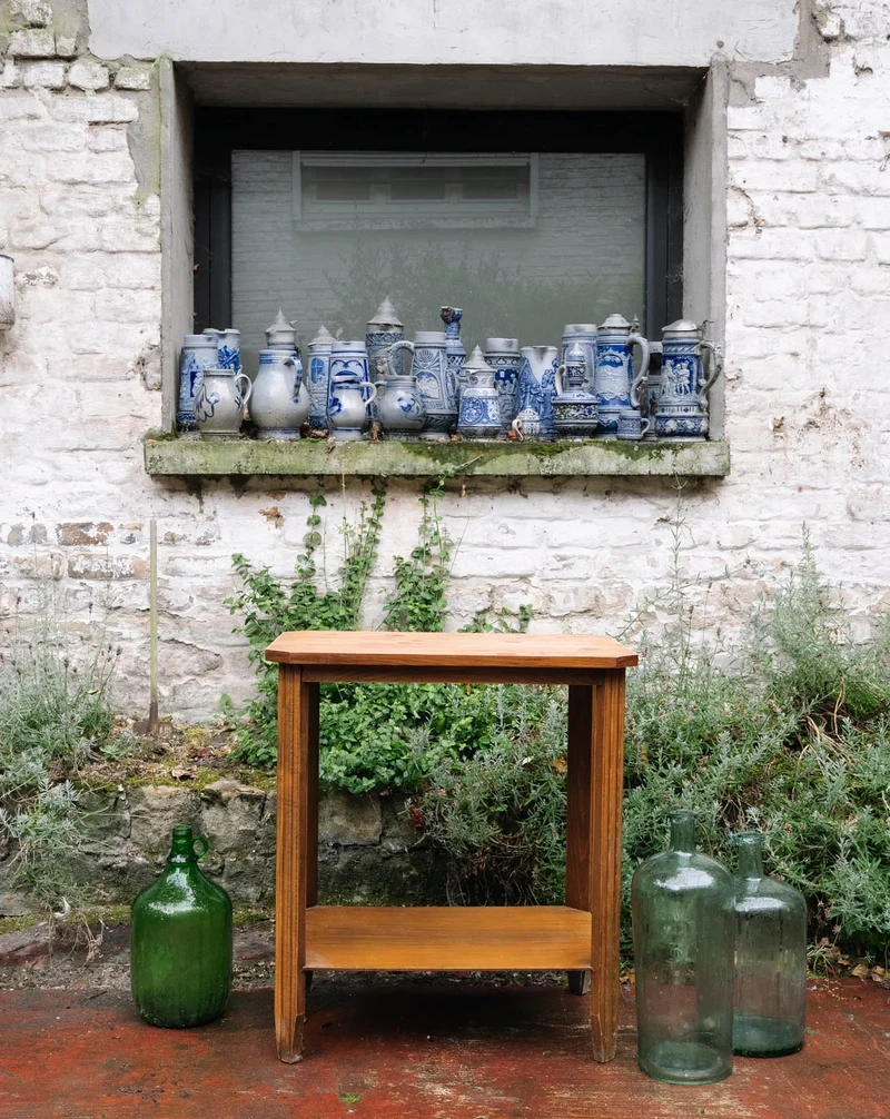Francine, la table d'appoint style Art Déco en bois N°1488