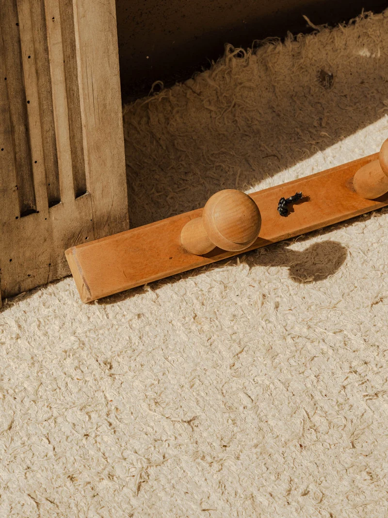 Max, le porte-manteau mural en bois N°427