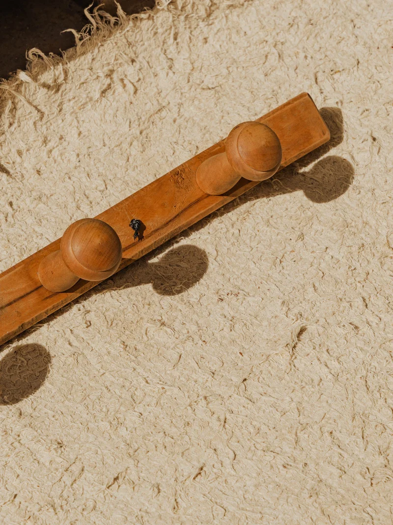 Max, le porte-manteau mural en bois N°427