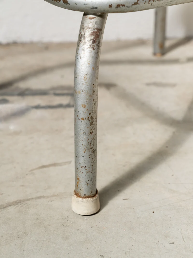 Axel, le tabouret d'atelier en métal et bois N°729