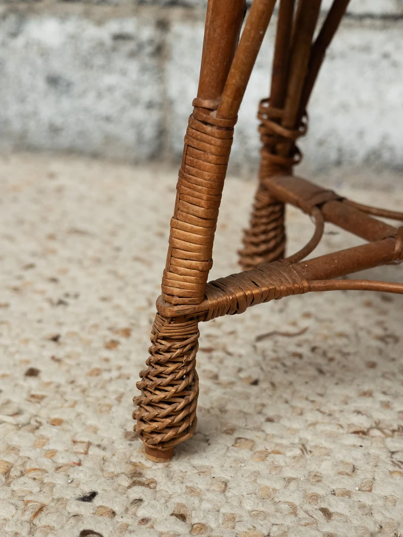 Regis, le tabouret en rotin N°1499