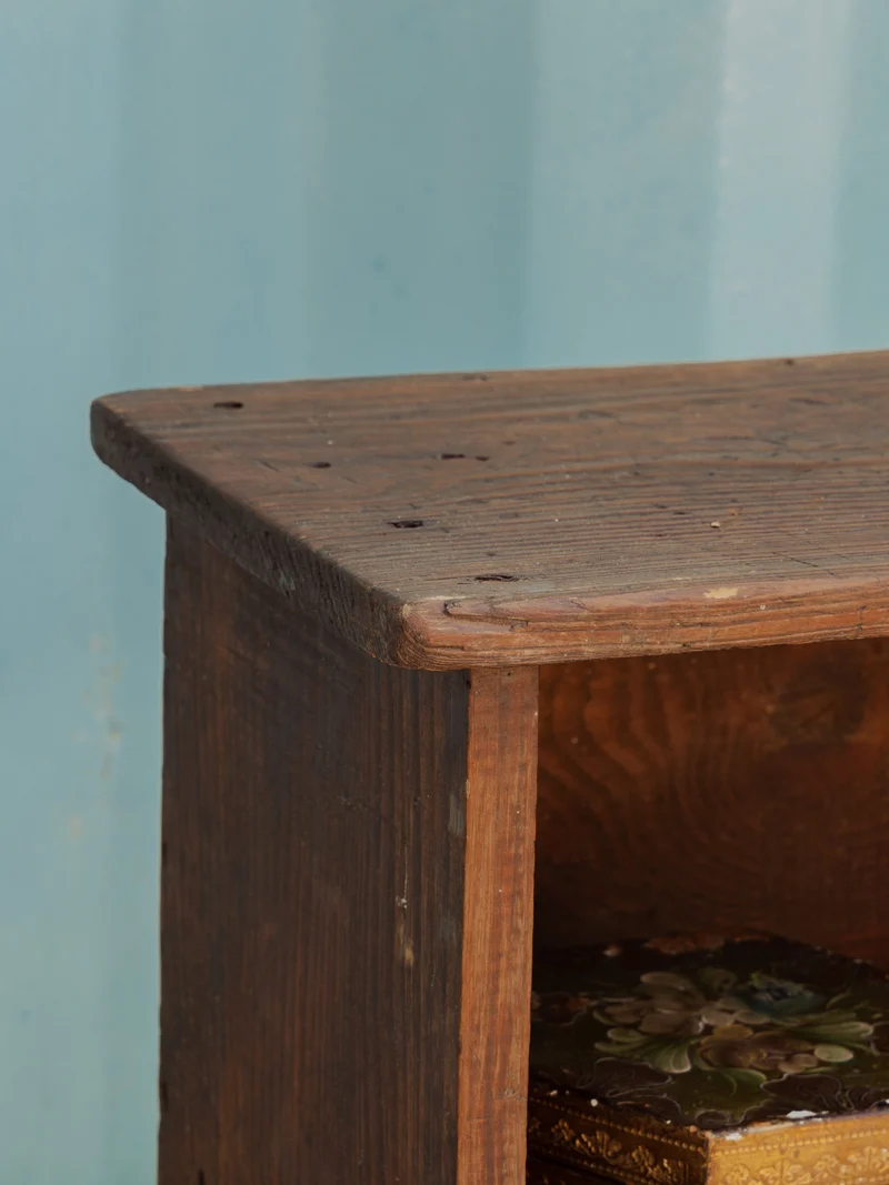 Odile, la table de chevet en bois N°1502
