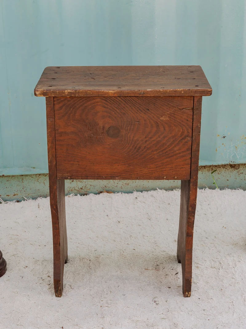 Odile, la table de chevet en bois N°1502