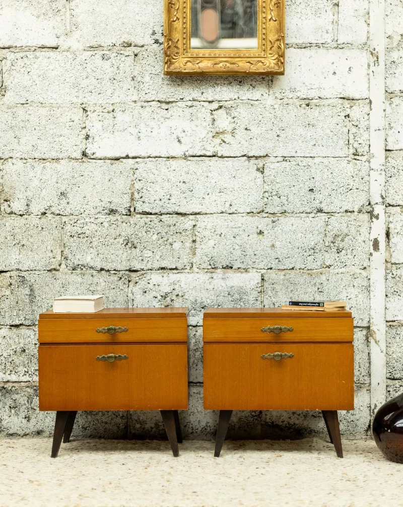 Maïa, la paire de table de chevet vintage N°1547
