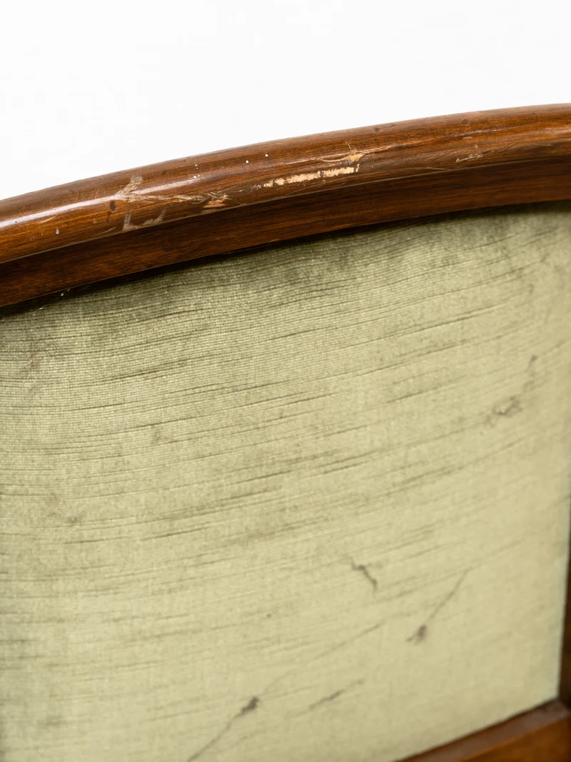 Ernest, la paire de fauteuils style Empire en velours vert N°1541