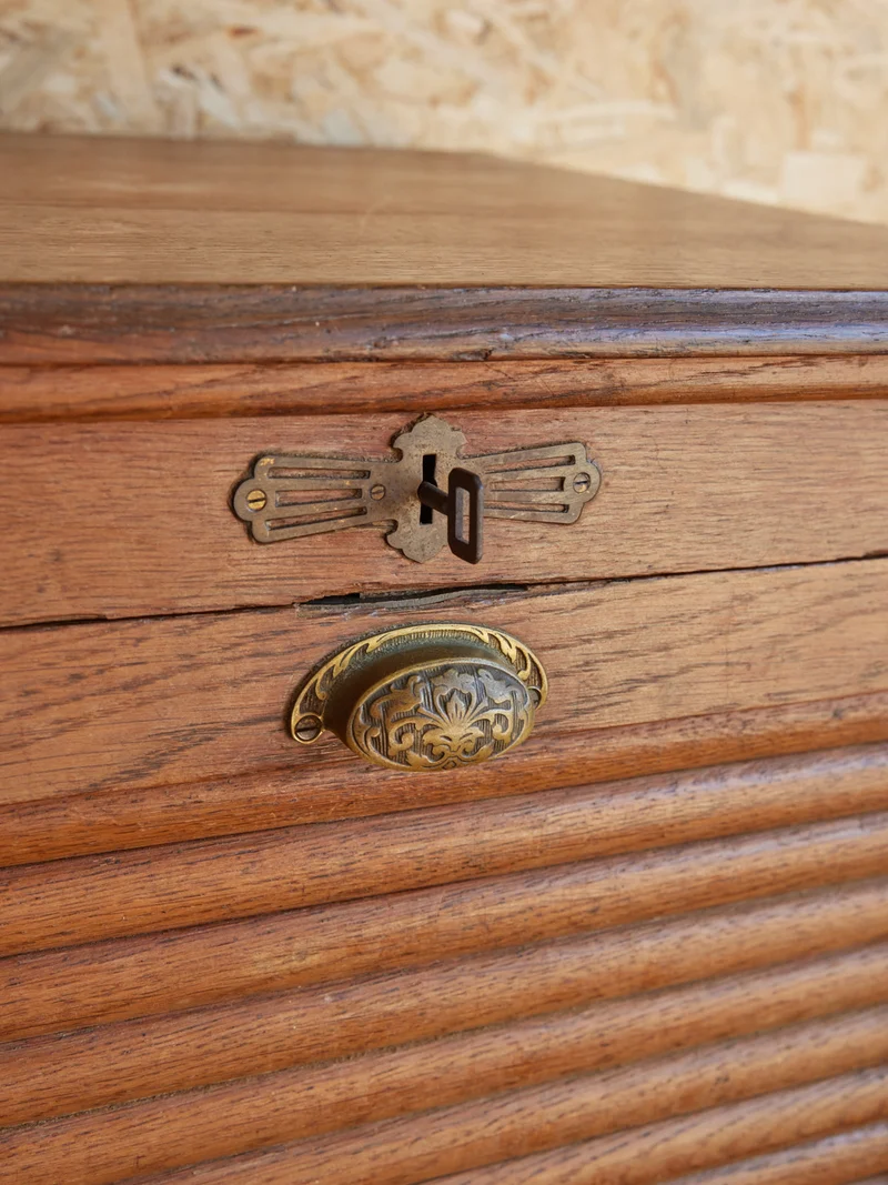 Fernand, le classeur ancien en bois N°354