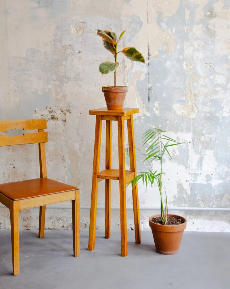 Ariel, le porte-plante en bois clair N°506