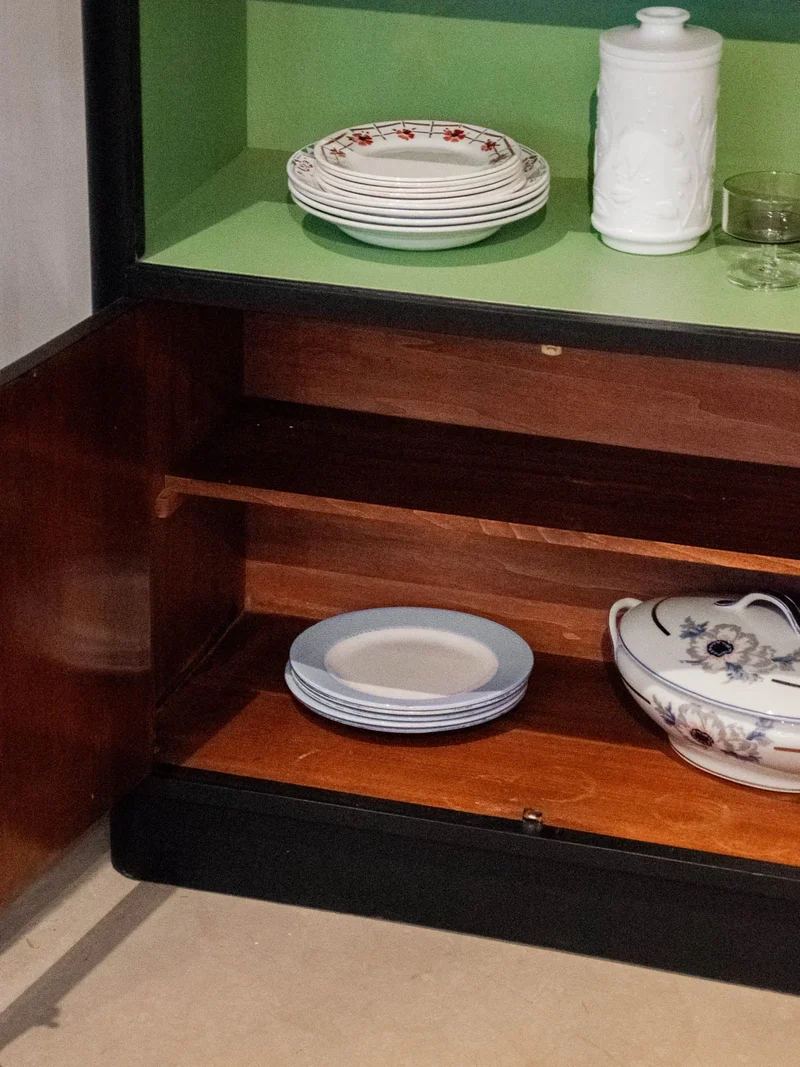 Gaëlle, l'étagère-buffet vert et noir N°809