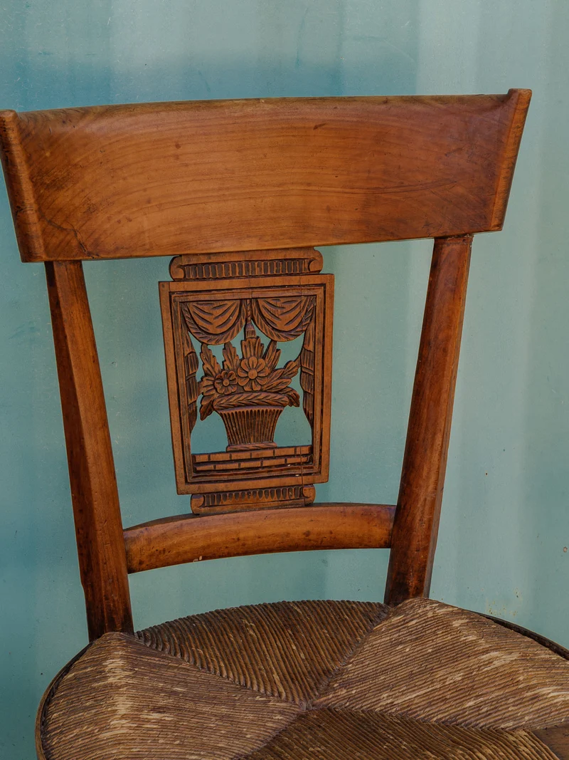 Claude, la paire de chaises en bois N°1503