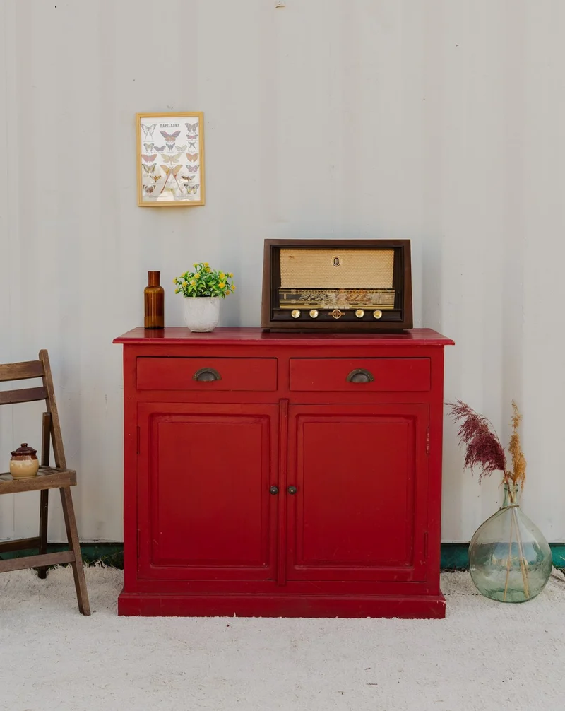 Gilbert, le buffet en bois rouge N°1758