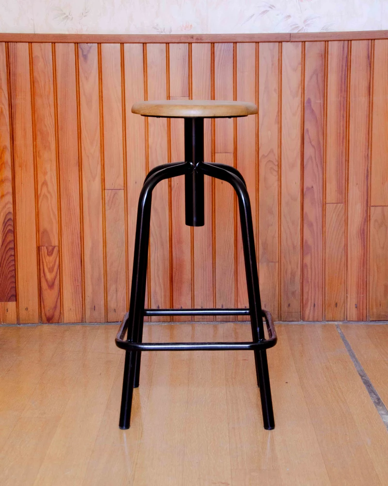 Axel, le tabouret style industriel en bois et métal N°717