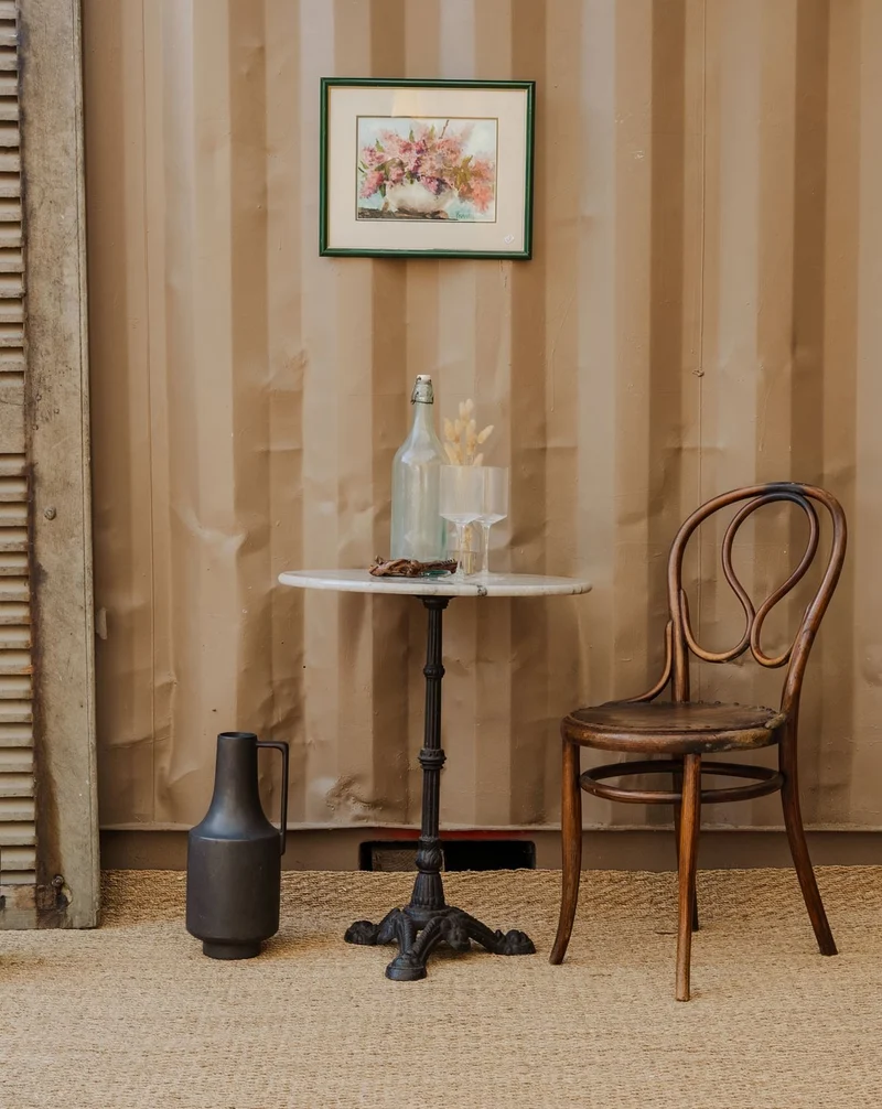 Denise, la table de bistro en marbre N°52