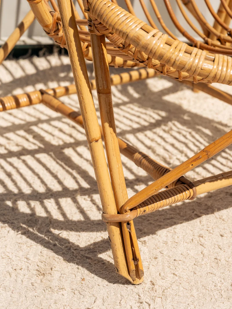 Ernest, le fauteuil corbeille en rotin N°1518