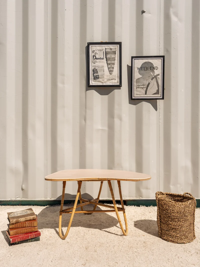 Francine, la table d'appoint en rotin N°1452