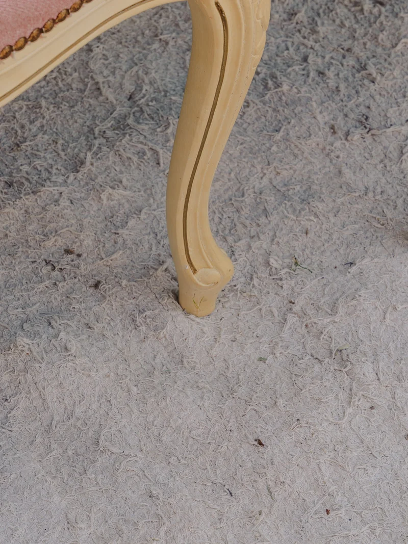 Ernest, le lot de 4 fauteuils en bois beige et tissu rose N°1538