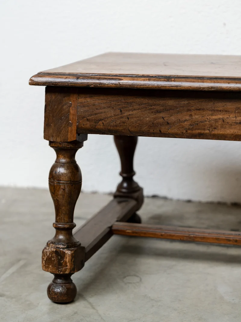 Léonie, la petite table basse d'appoint en bois N°1118