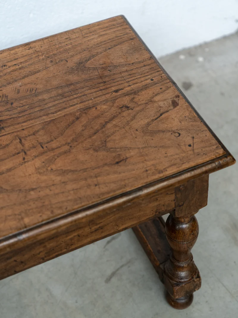 Léonie, la petite table basse d'appoint en bois N°1118
