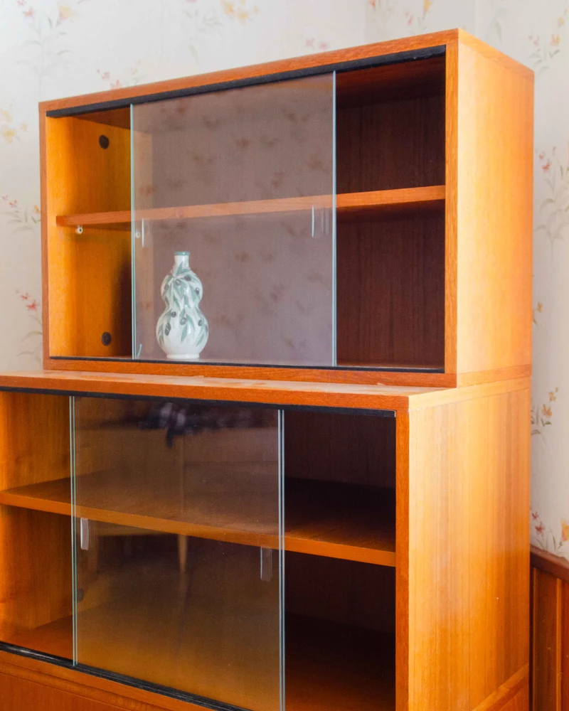 Madeleine, la bibliothèque vitrée en teck N°737