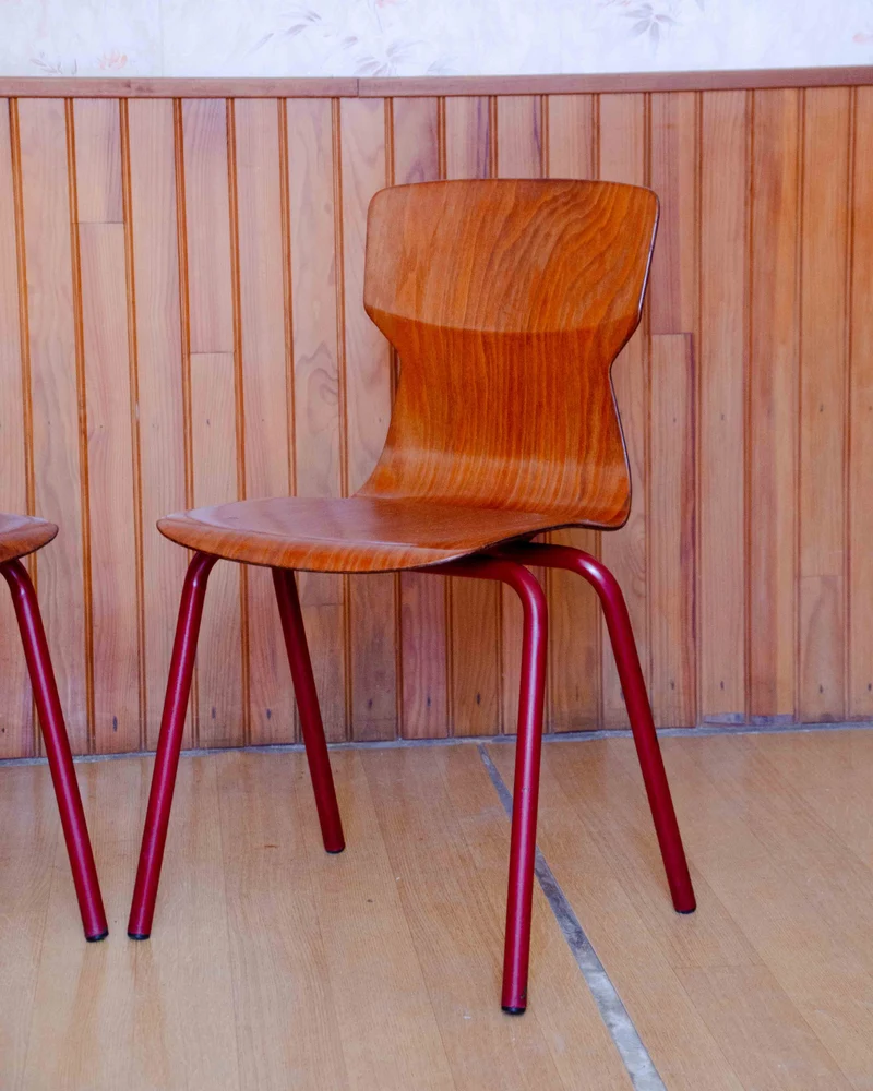 Alma, la paire de chaises de designer en bois clair N°1767