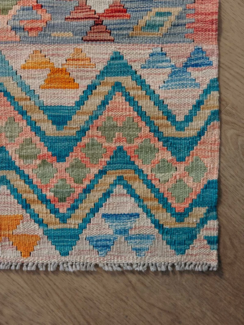 Eddy, le tapis kilim N°374