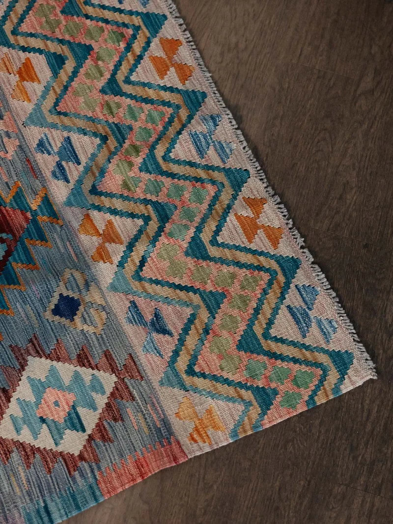 Eddy, le tapis kilim N°374