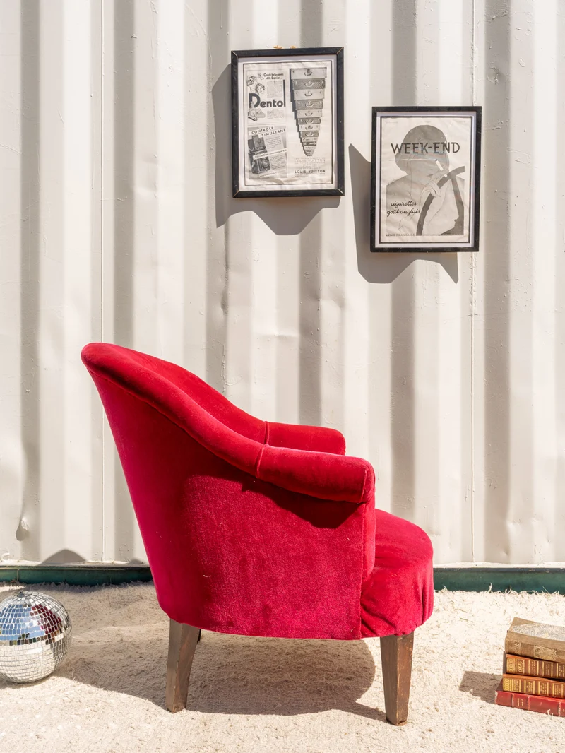 Ernest, le fauteuil en velours rose N°1517