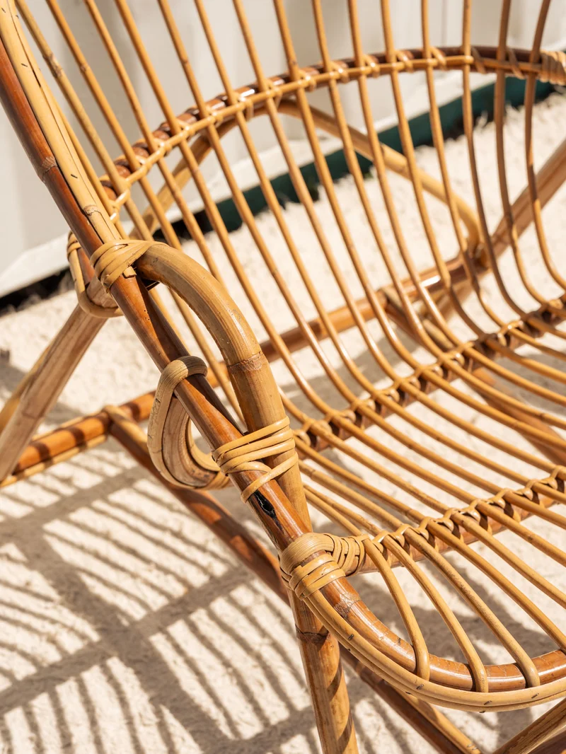 Ernest, le fauteuil corbeille en rotin N°1516