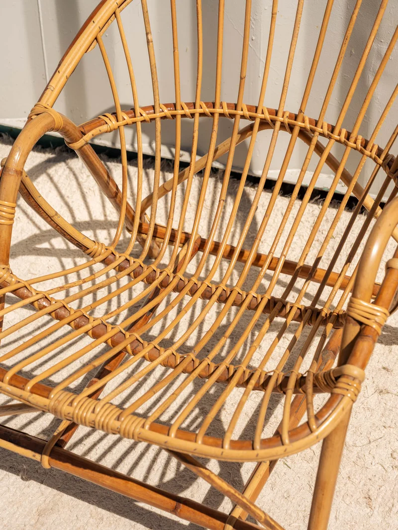 Ernest, le fauteuil corbeille en rotin N°1516