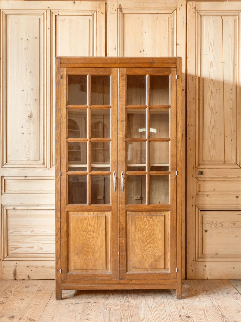 Victoria, la vitrine en chêne N°1306