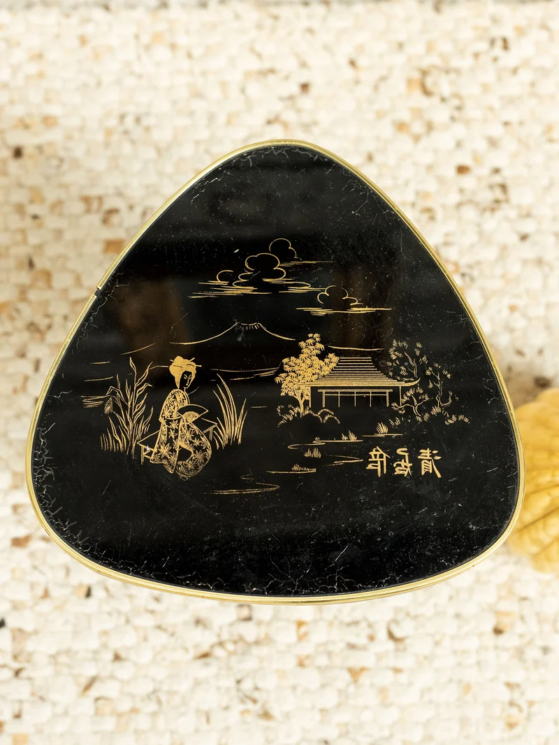 Ariel, le porte-plante aux motifs japonaisN°531