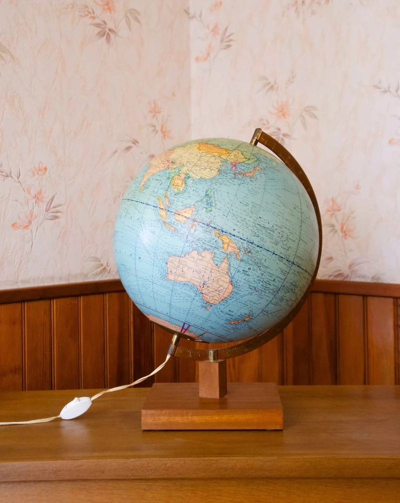 Julia, la lampe Globe vintage N°998