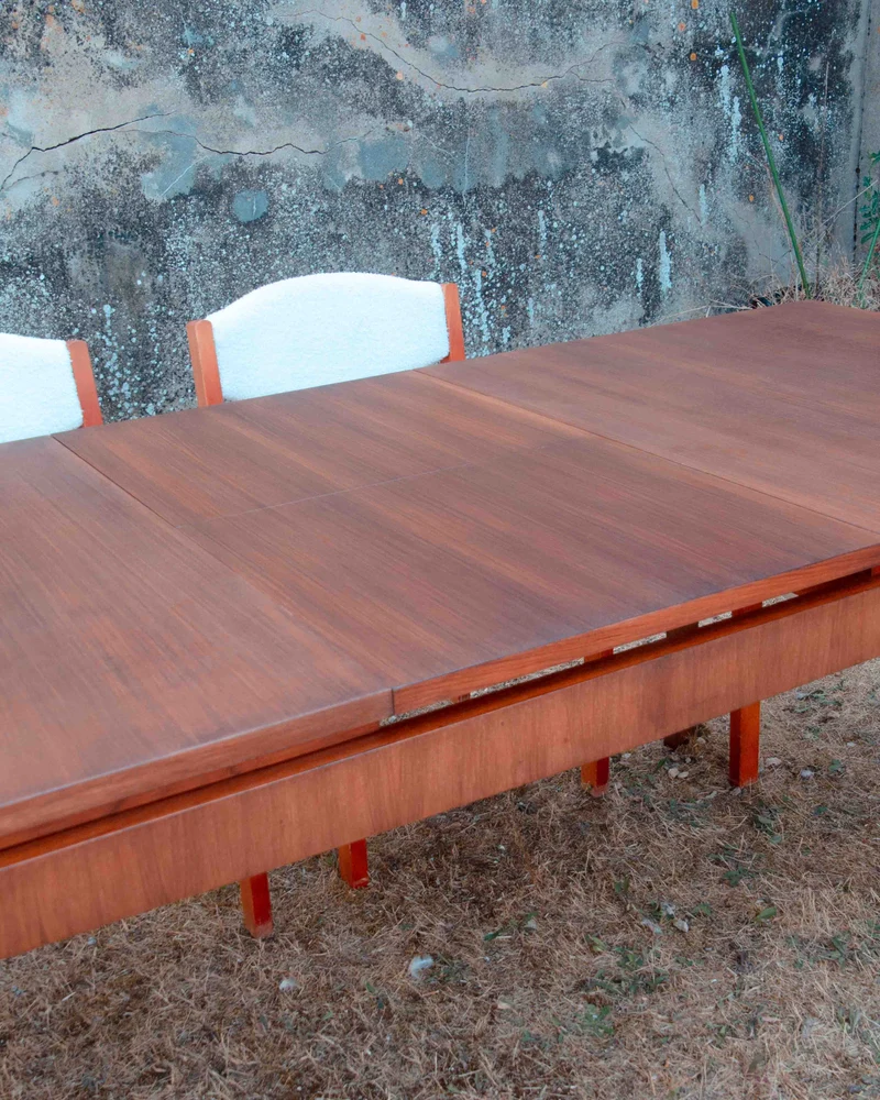 Karla, la table à manger en teck années 60 N°1228