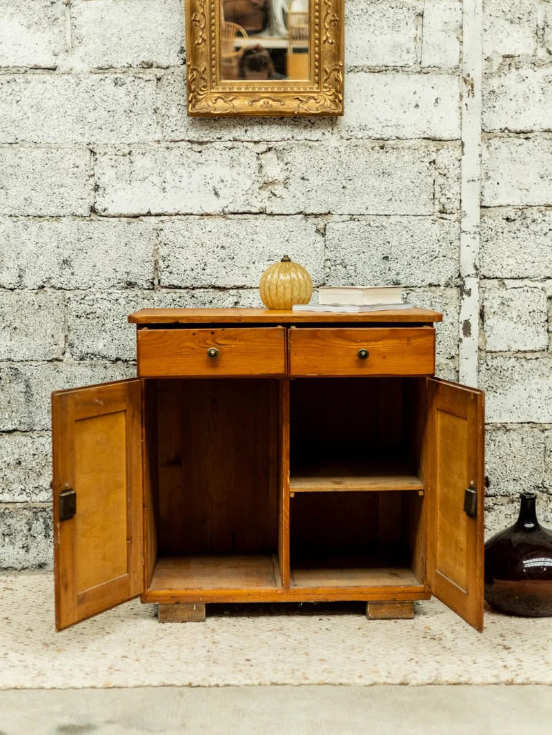 Gilbert, le buffet parisien N°1748