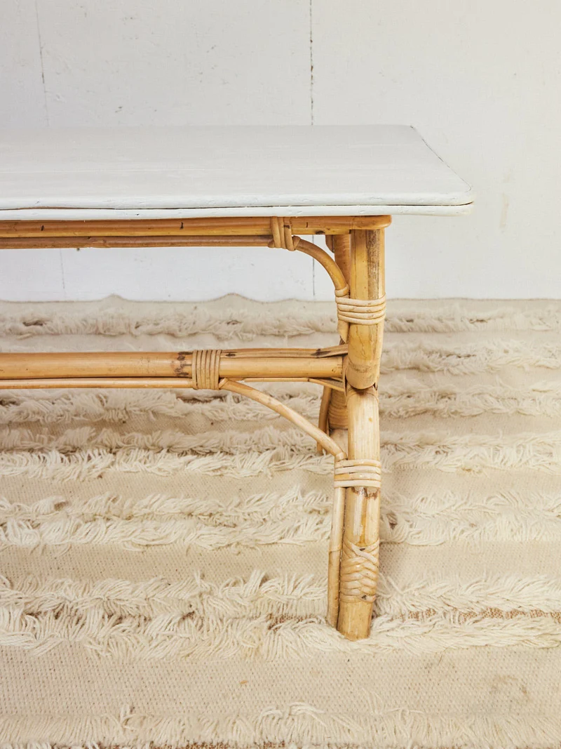 Léonie, la table basse en rotin N°1027