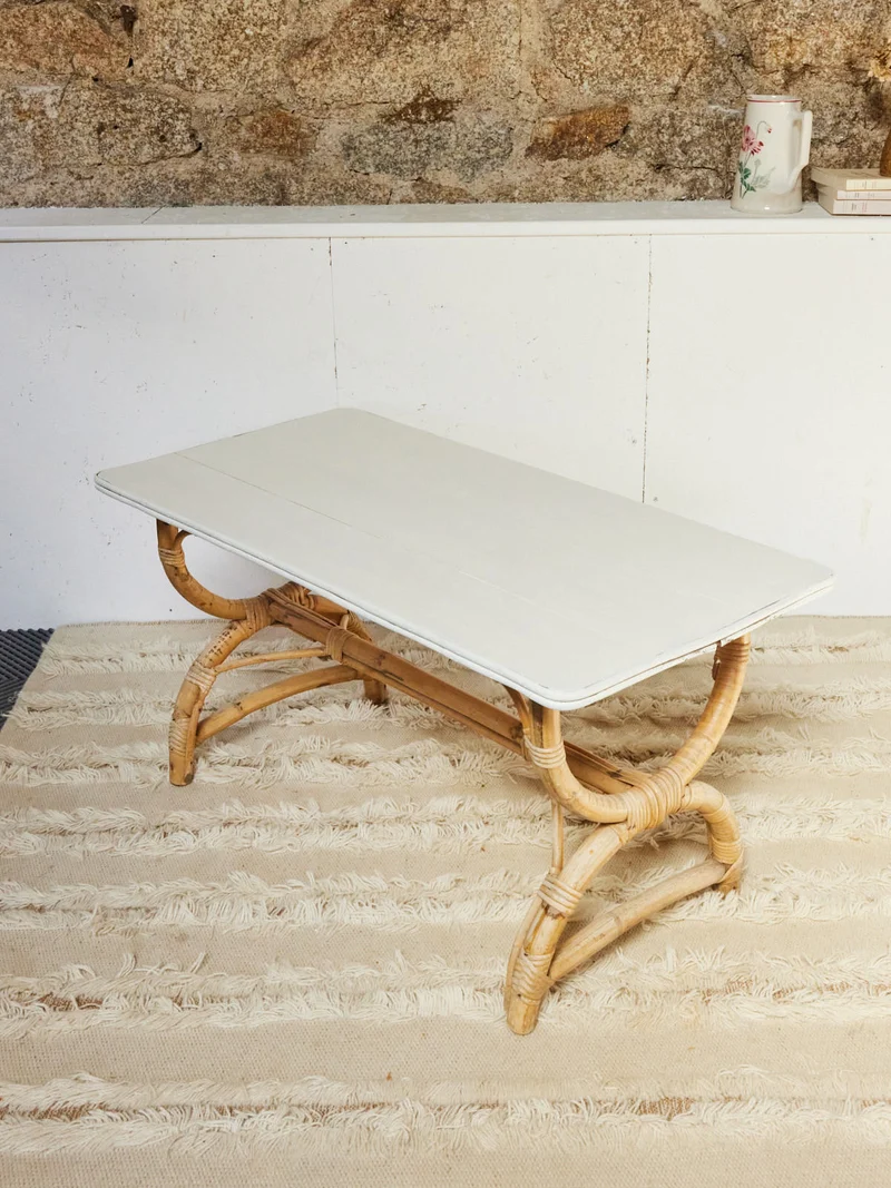 Léonie, la table basse en rotin N°1027