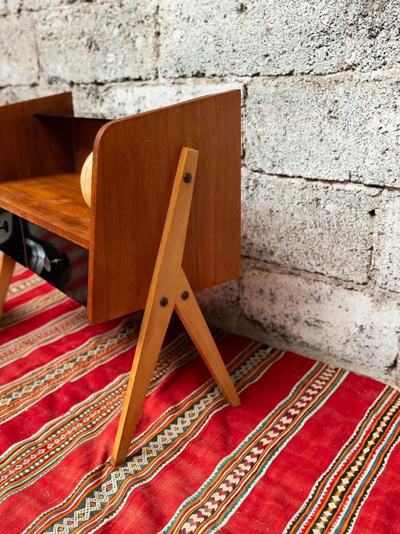 Maïa, la grande table de chevet N°1543