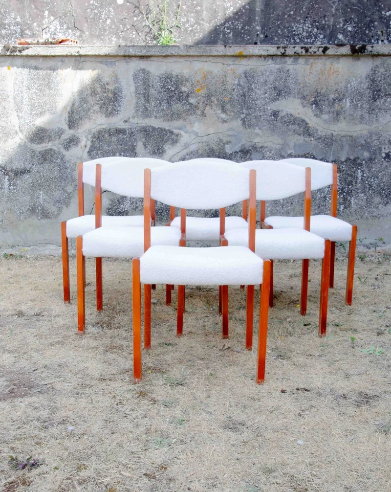 Alma, le lot de 6 chaises en bois et tissu bouclette N°1763