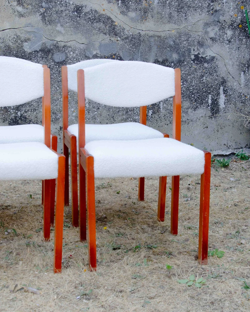 Alma, le lot de 6 chaises en bois et tissu bouclette N°1763