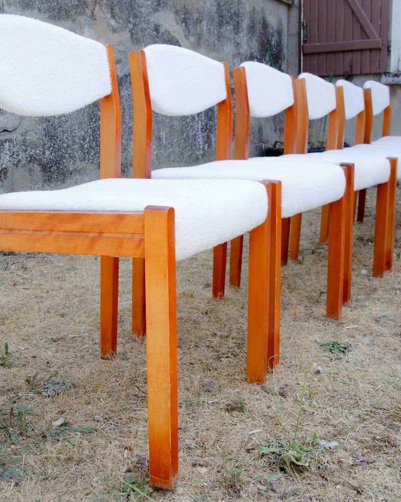 Alma, le lot de 6 chaises en bois et tissu bouclette N°1763
