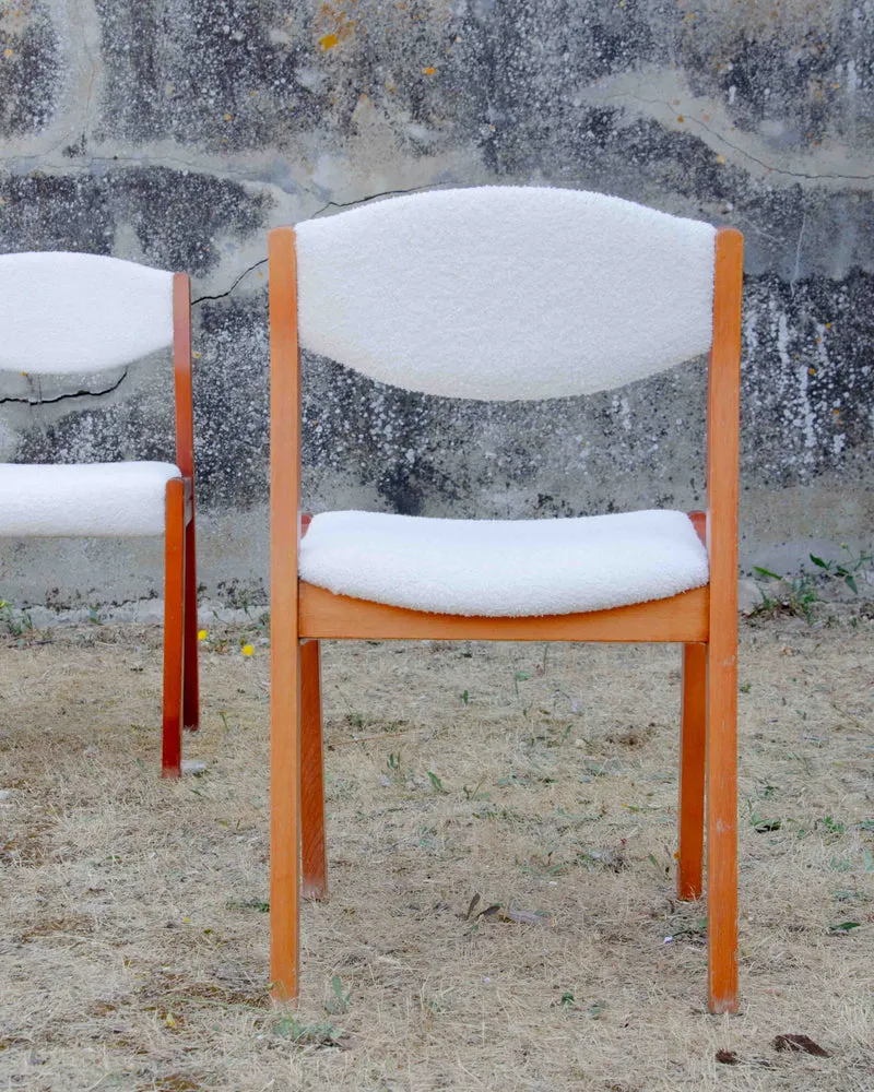 Alma, le lot de 6 chaises en bois et tissu bouclette N°1763