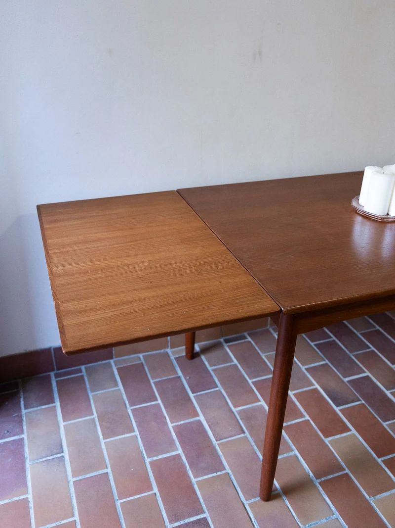 Karla, la table à manger à rallonge N°1234