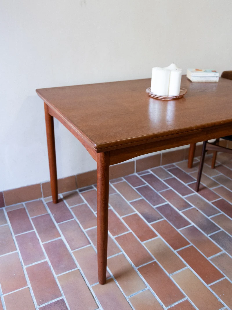Karla, la table à manger à rallonge N°1234