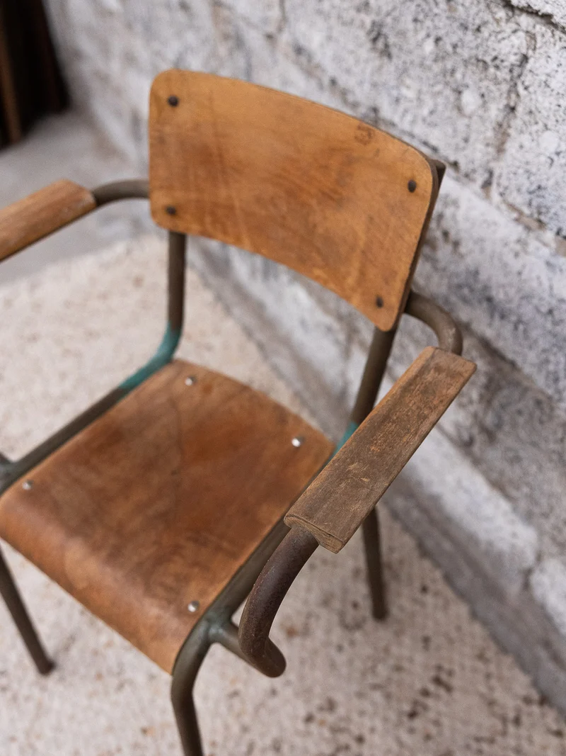 Alma, la chaise d'école N°1776