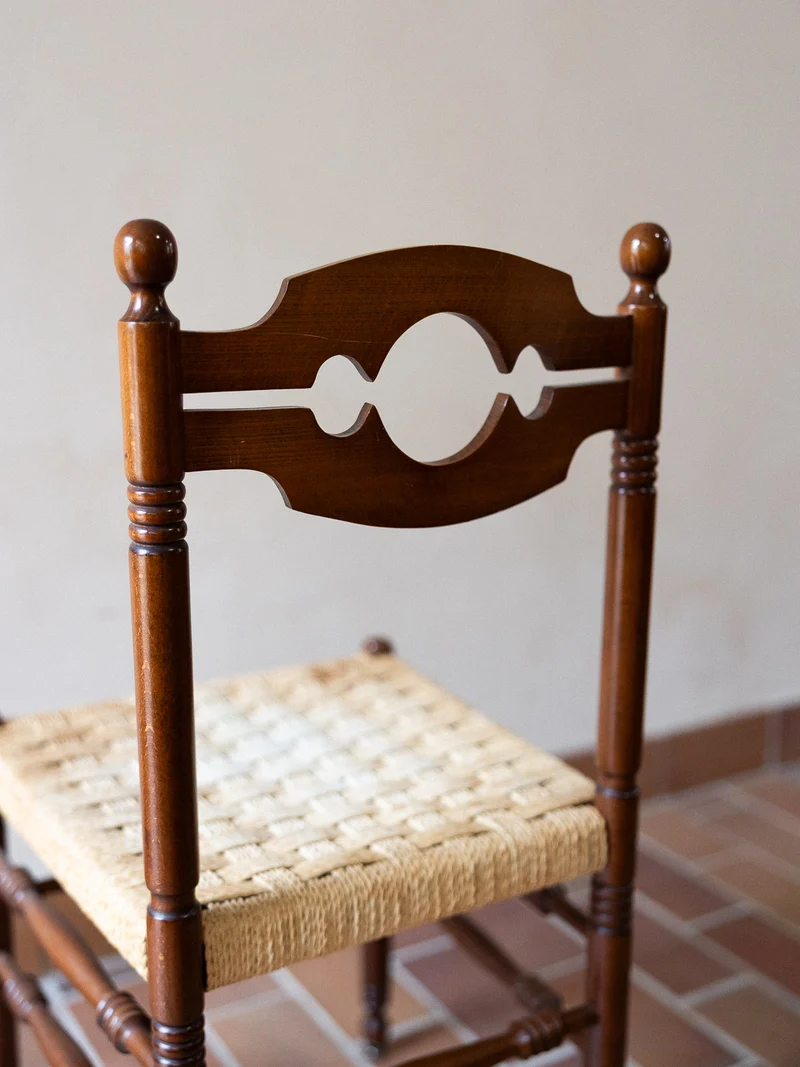 Claude, la paire de chaises en paillage N°1479