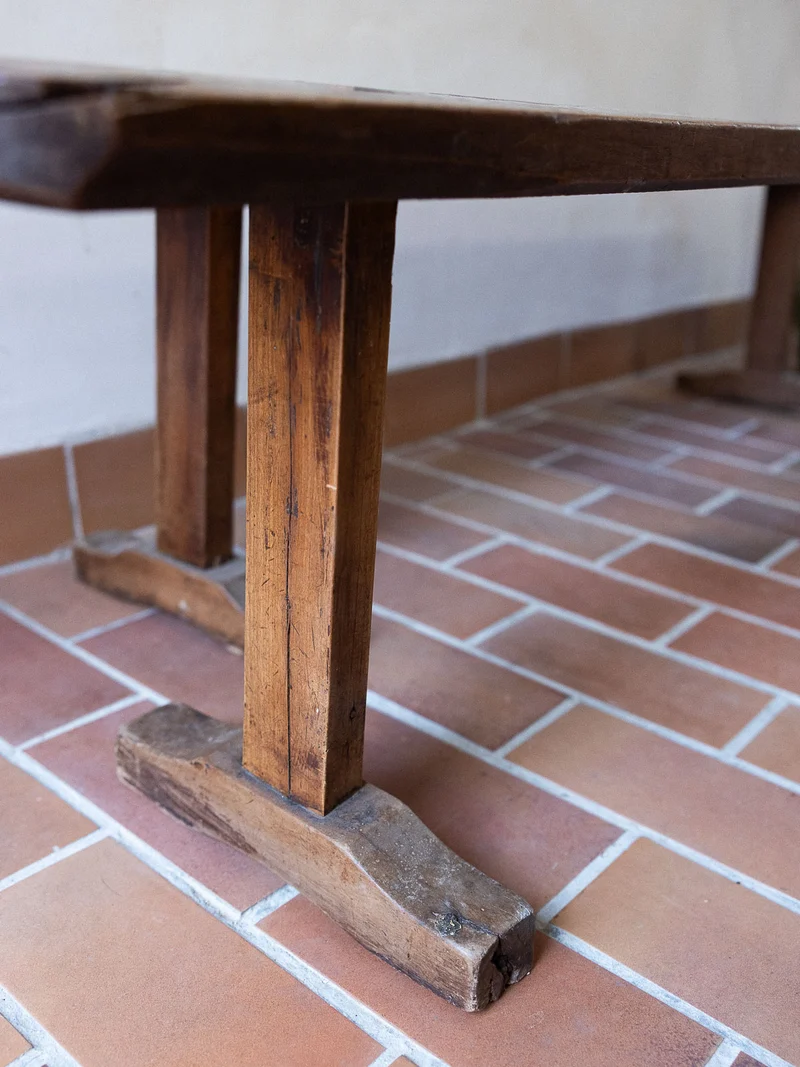 Antoine, la paire de bancs brutalistes N°480