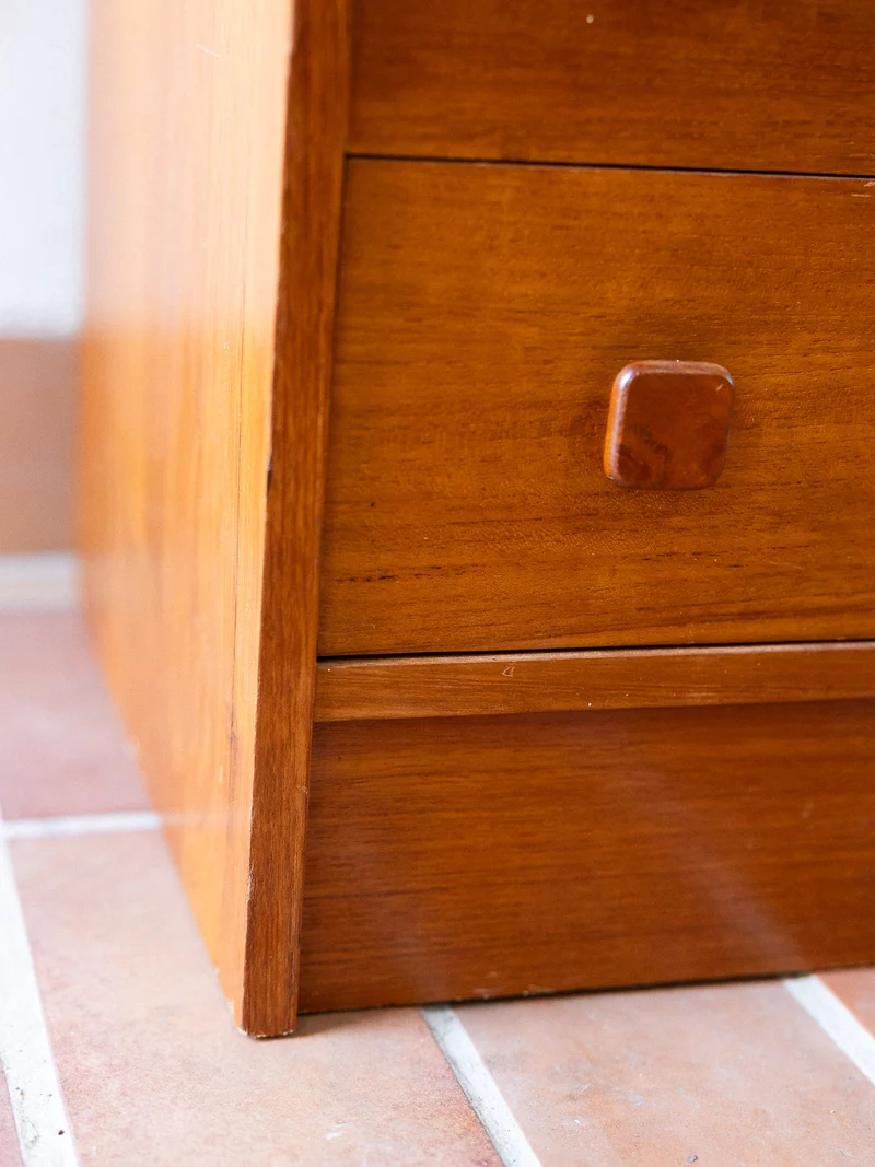 Olga, la commode aux poignées carrées N°1058