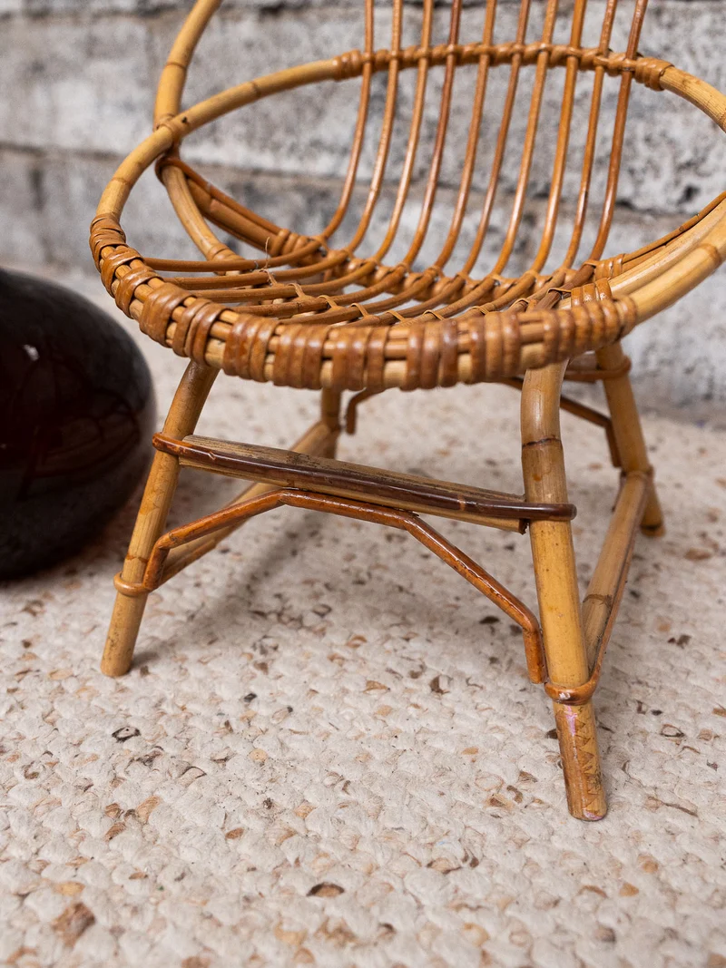 Ernestine, la chaise pour enfant en rotin N°1315
