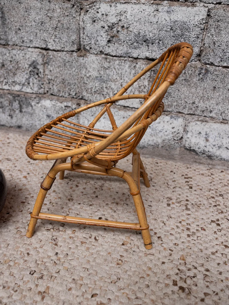 Ernestine, la chaise pour enfant en rotin N°1315