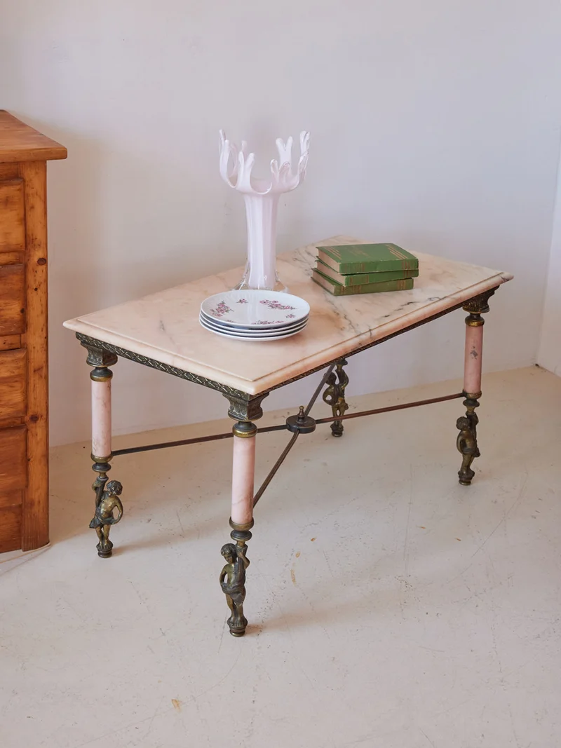 Marie-Pierre, la table basse en marbre rose N°89